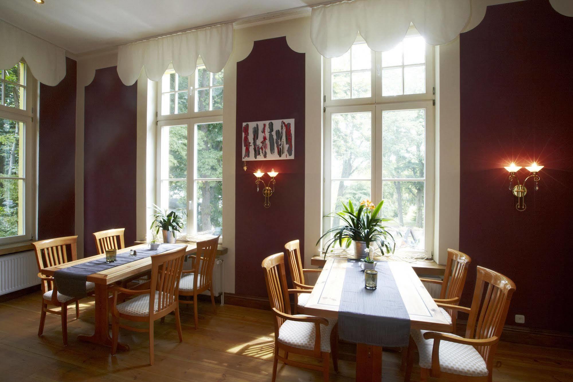 Meeressterne Hotel Idyll Am Wolgastsee Korswandt Bagian luar foto